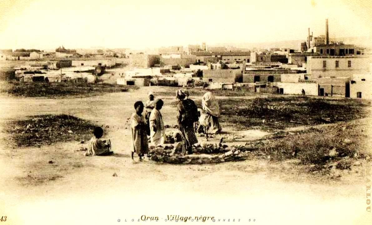 CA a- 220- Village negre.jpg